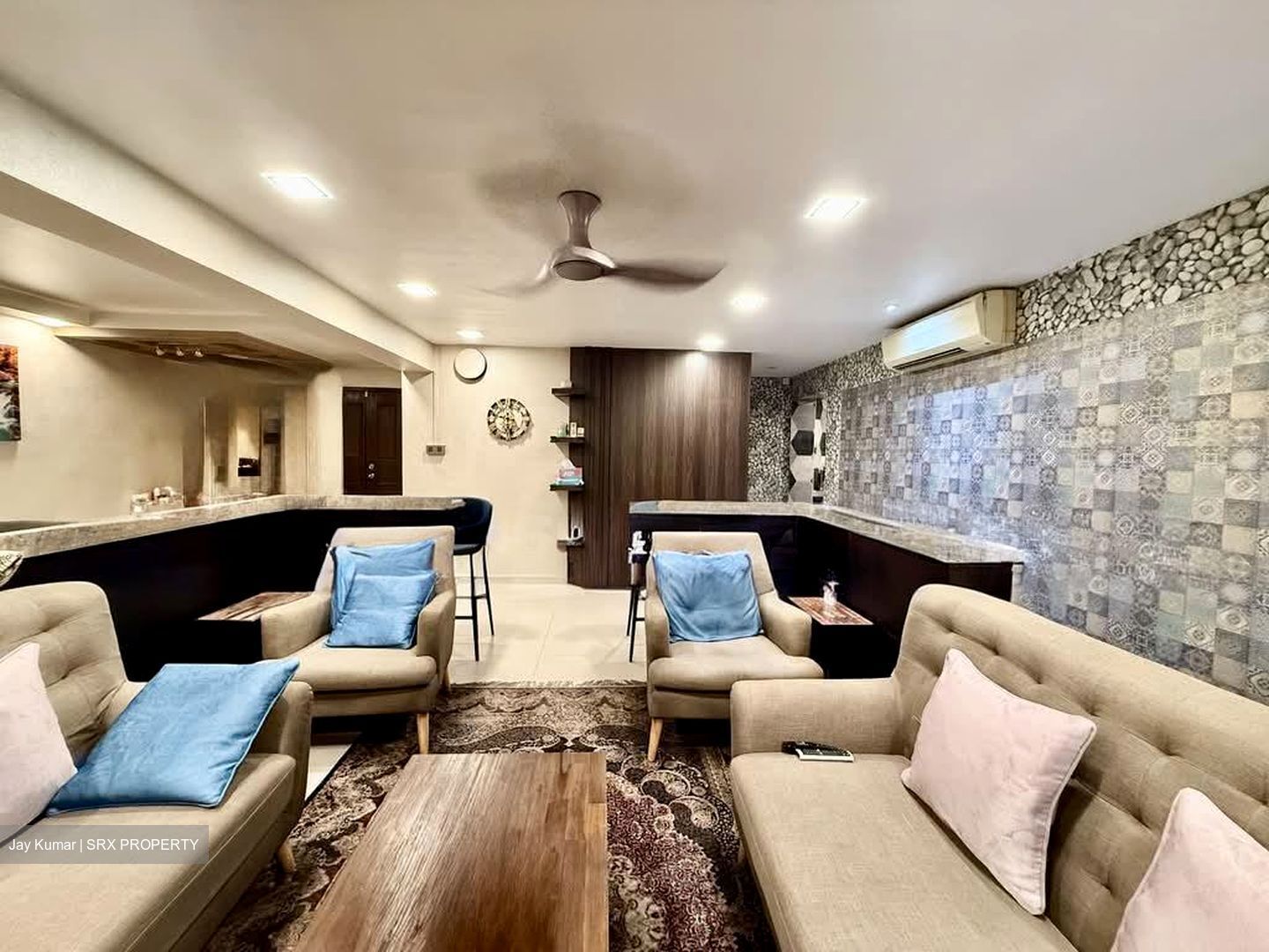 Blk 203D Compassvale Road (Sengkang), HDB Executive #556866691